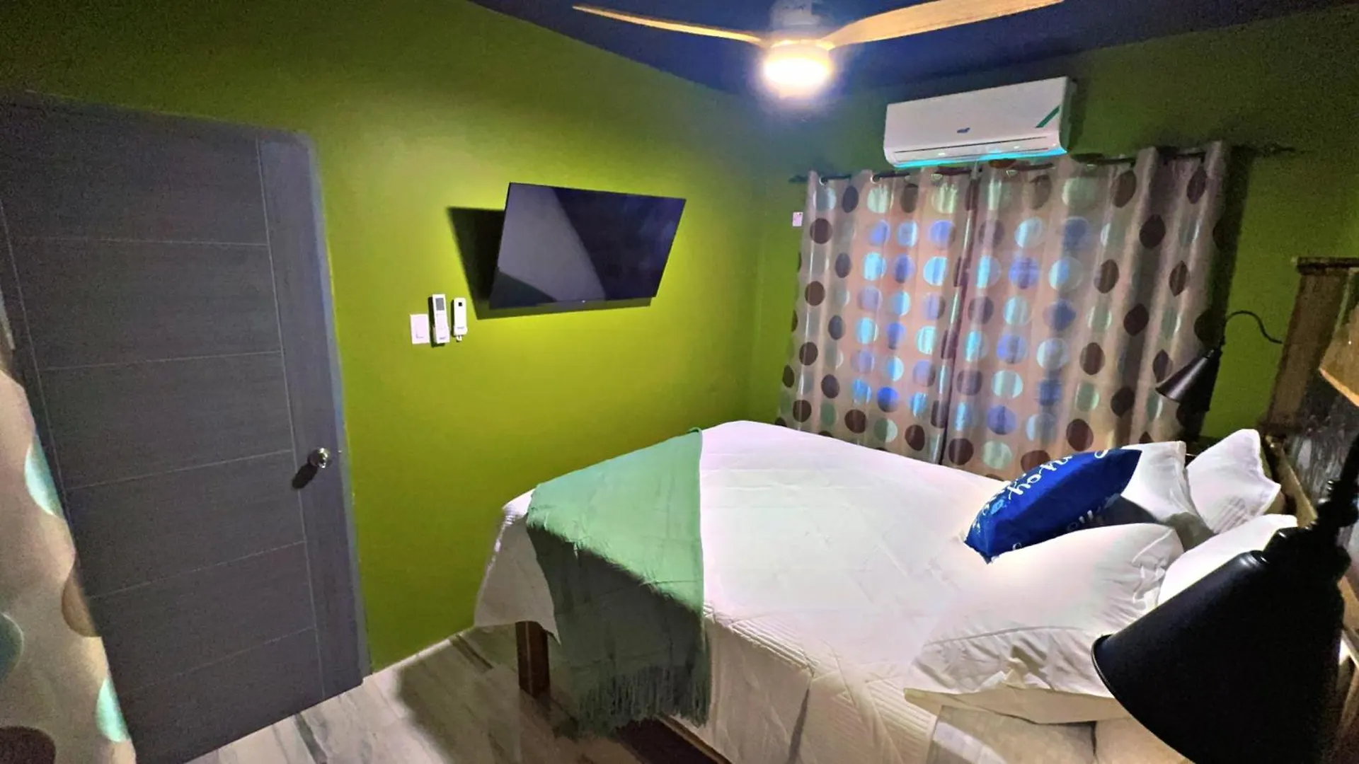 Sunlandvilla Portmore